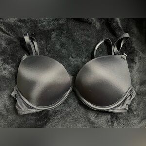 PINK Victoria’s Secret Super Push-Up Bra Black 32B